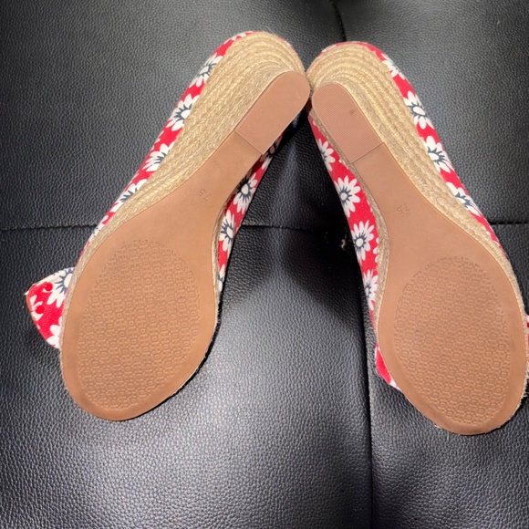 Tory Burch, sandal wedge red Floral size 7.5 - Picture 3 of 3